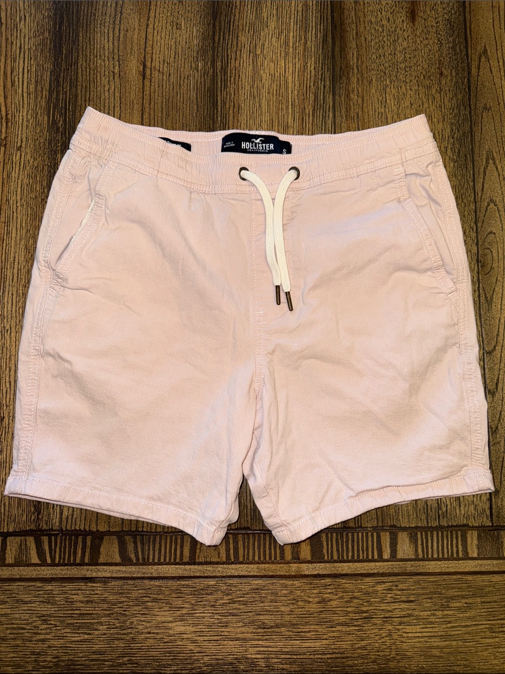 Hollister Men's Soft Pink Drawstring Hybrid Shorts